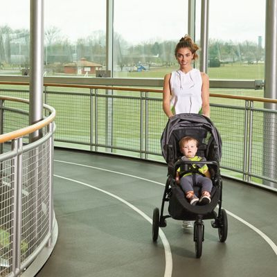 thumbnail image 2 of Evenflo Folio 3 Wheel Jogging Travel System Stroller Infant Car 2 of 10