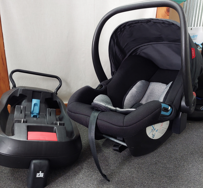 ISOfix base for protect™ infant car seat