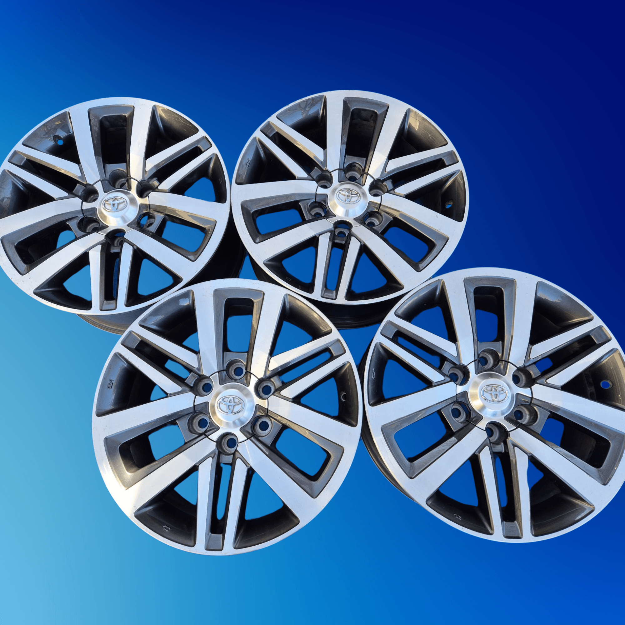 Toyota Hilux/ Toyota Hiace wheels