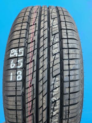 245 65 18 Secondhand Kumho Solus SET of Tyres