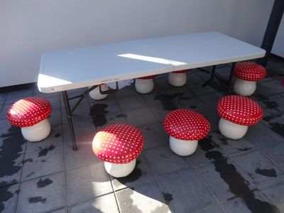 Table &amp; Toadstool Seats