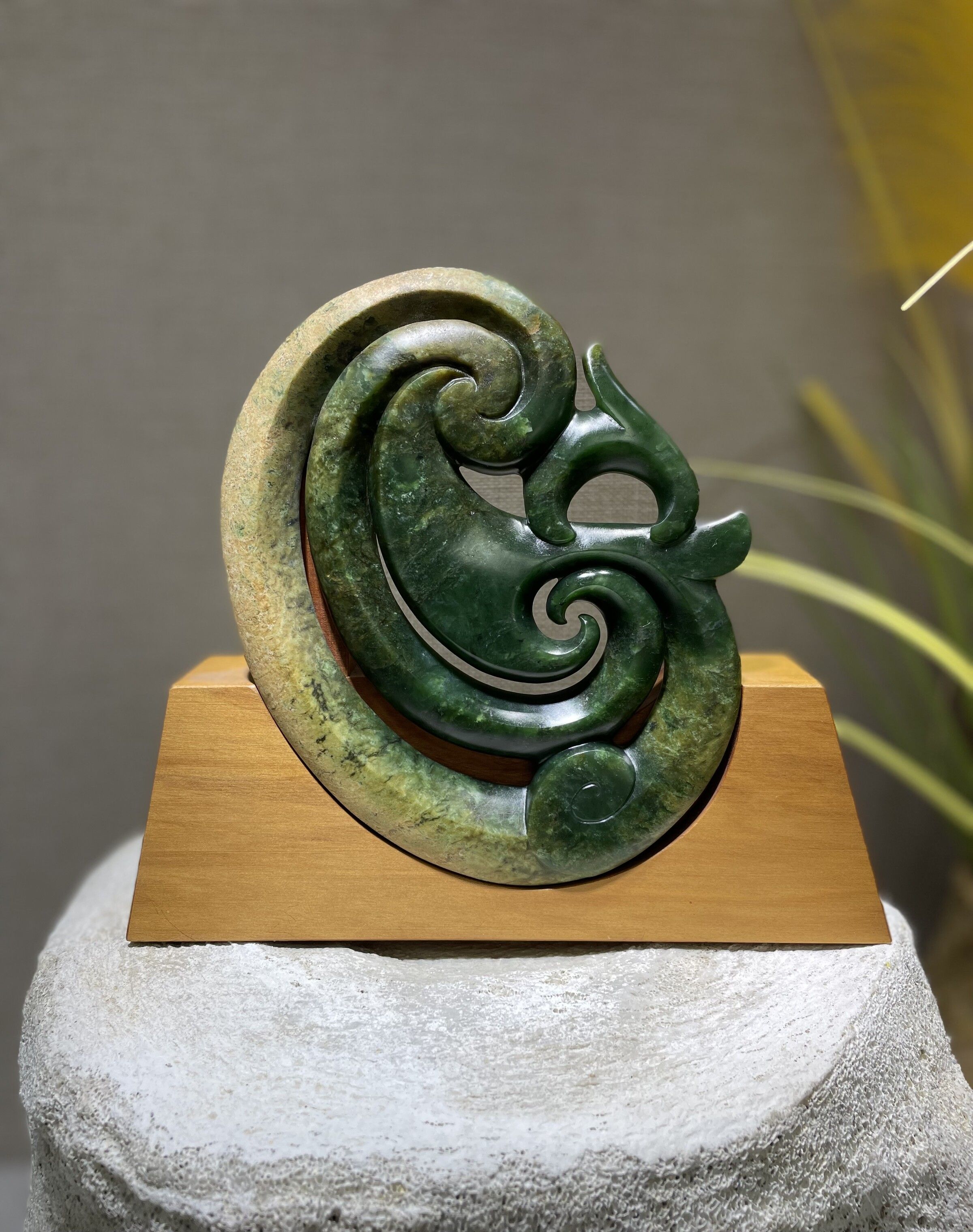 New Zealand Flower Jade Koru Manaia Sculpture (Totara Base)