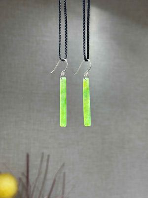 New Zealand Pounamu (Jade) Short Drop Earrings​