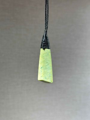 New Zealand Pounamu (Jade) Roimata/Tear Drop