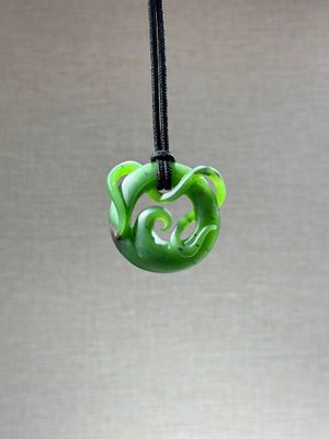 New Zealand Pounamu (Jade) Fine Vine Design