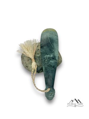 New Zealand Inanga Pounamu (Jade) Mere Pounamu