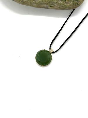 New Zealand ( Jade) Pounamu White Gold Pendant with Diamonds