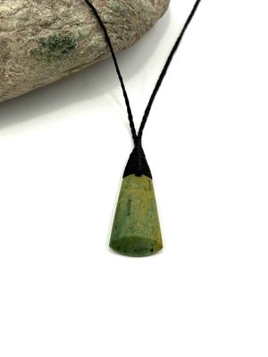 New Zealand (Jade) Pounamu Roimata - Small