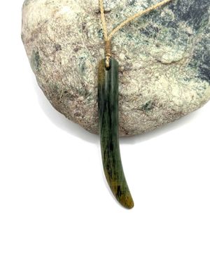 New Zealand (Jade) Pounmau Roimata