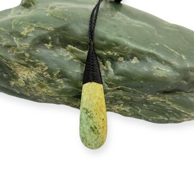New Zealand Pounamu (Jade) Roimata/Tear Drop