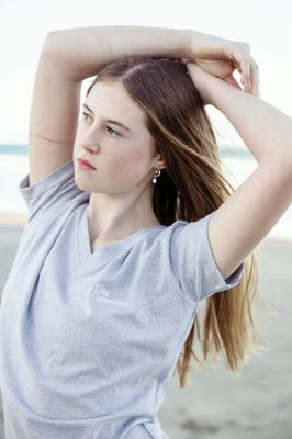 Grey Lola Collective V Neck Tee Size - 20