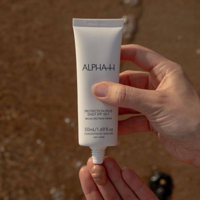 ALPHA H Protection Daily Moisturiser SPF 50+