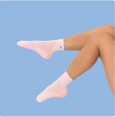 Frilly Ankle Hearts - Grip Socks
