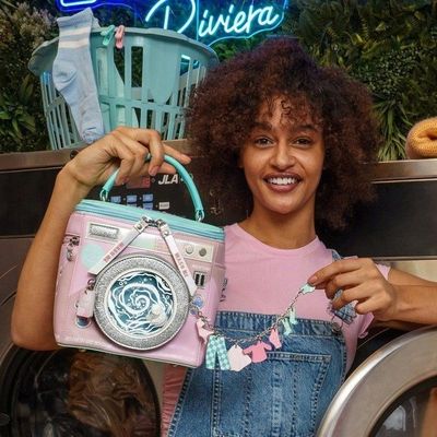 Vendula Bubble Cats Laundromat Washer Dryer Bag