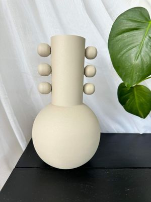 Textured Iron Vase - Off White