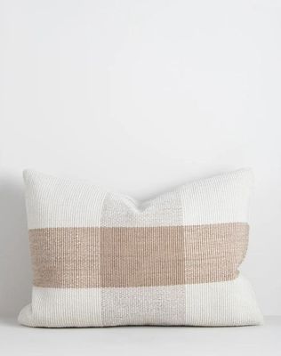 Baya Outdoor Kinley Almond Cushion 40x60cm