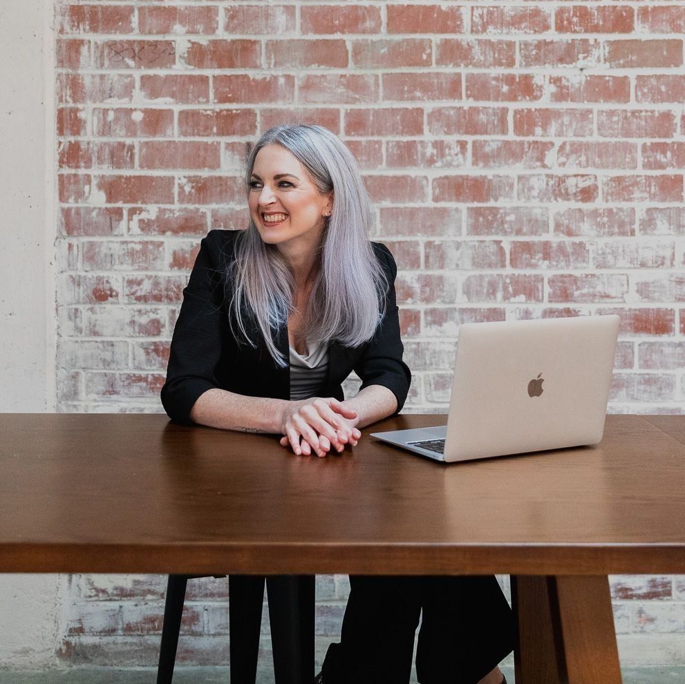 Social Media Design with Designerbloom