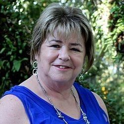 Susanne Rossiter Registered Celebrant (VCANZ) JP Ceremonies with Susanne