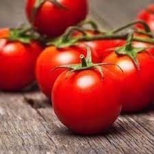 Heirloom Tomato: Russian Red