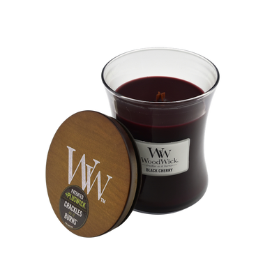 Woodwick Black Cherry Candle - Medium