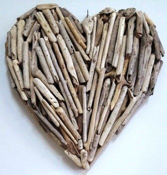 Driftwood Heart Natural
