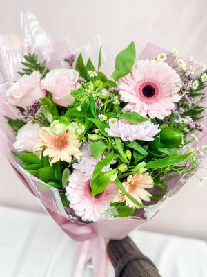 The Signature Bouquet