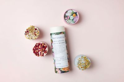 Botanical Floral Selection Bath Bomb Gift Tube