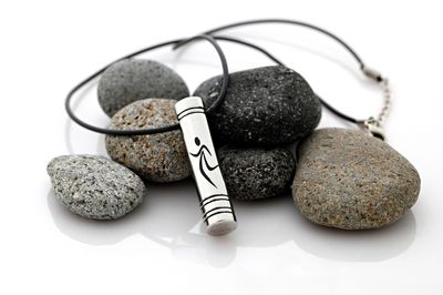 Runner&#039;s Cylindrical Necklace