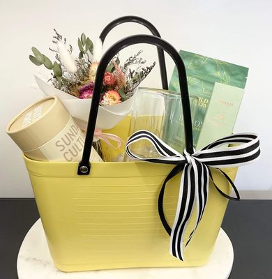 Hinza Gift Bag (2)