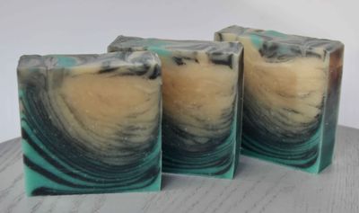 Alpine Forest Soap with Manuka Hydrosol and Aloe.