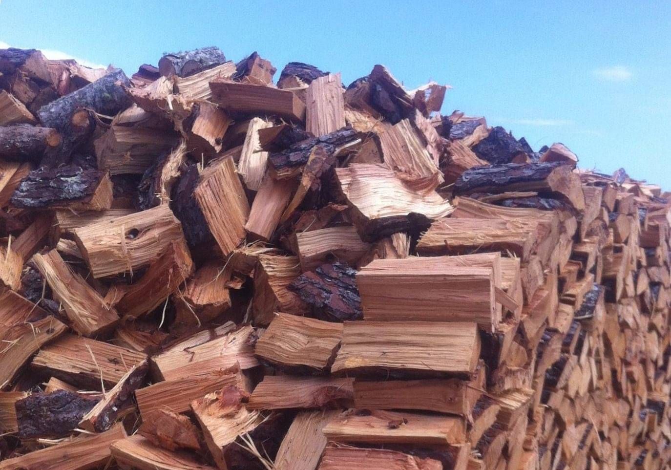 Pile of dry cut firewood ready for sale by Goodwood Firewood (Kuaotunu)