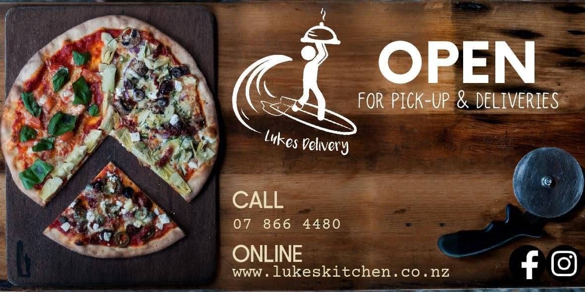 Pizza just out of the wood-fired pizza oven at Luke's Kitchen (Kuaotunu)