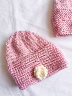 Hand Knitted NZ Wool Baby Hat Size Newborn