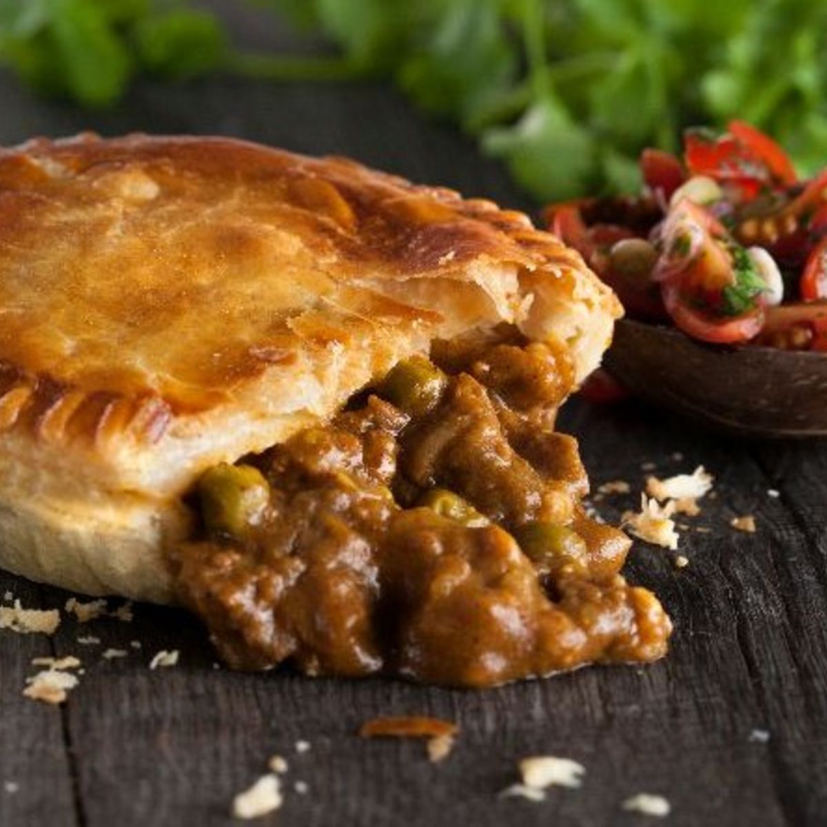 Kiwi Curry Mince Pie for two