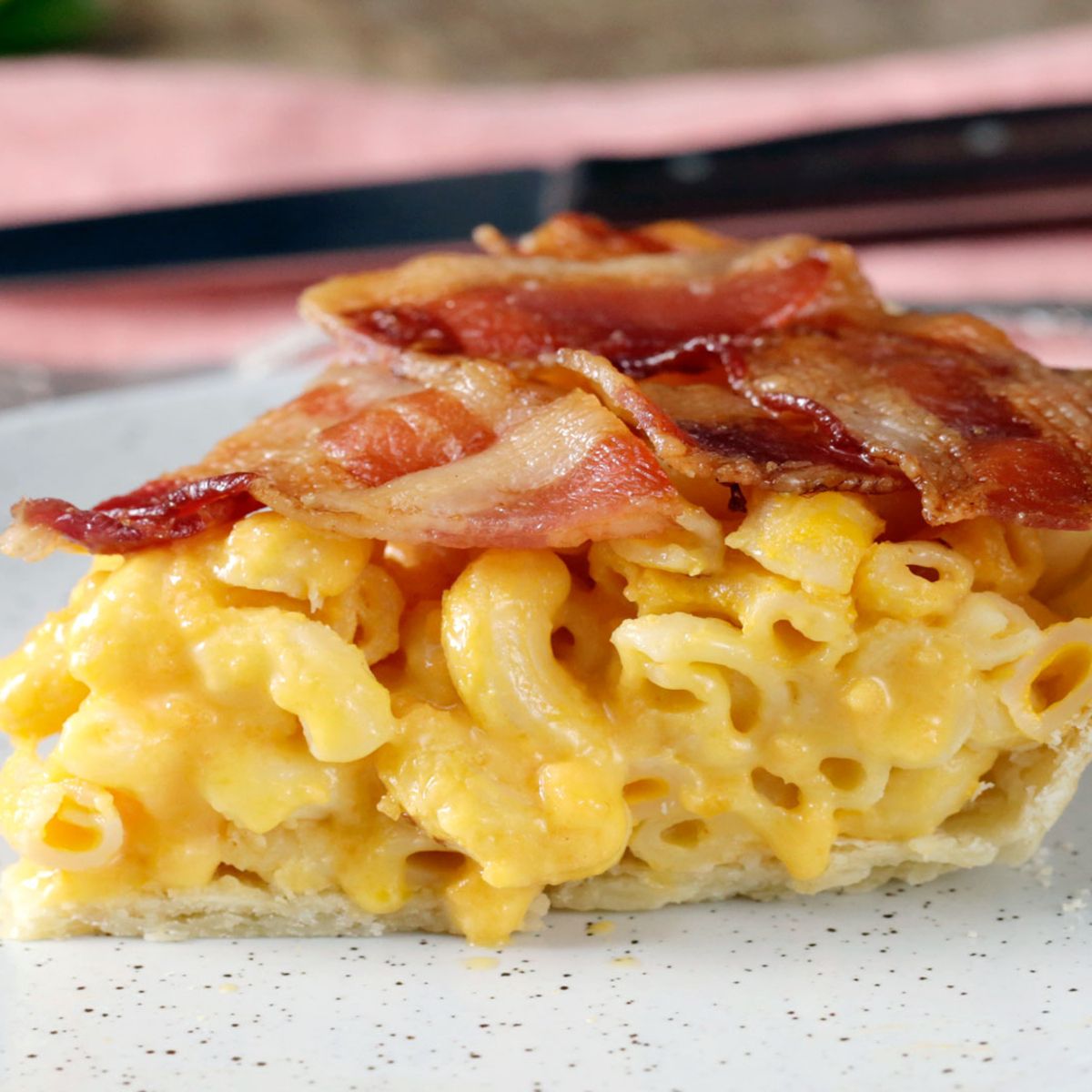 Macaroni Cheese &amp; Bacon Pie for two