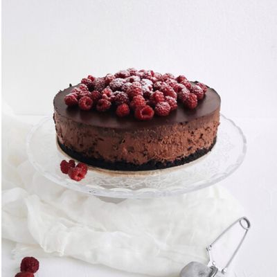 Whittaker&#039;s Milk Chocolate &amp; Raspberry Cheesecake