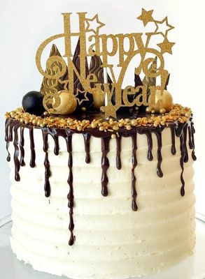 Royally-Inspired: New Year&#039;s Eve Lemon Elderflower Cake from IntheMix