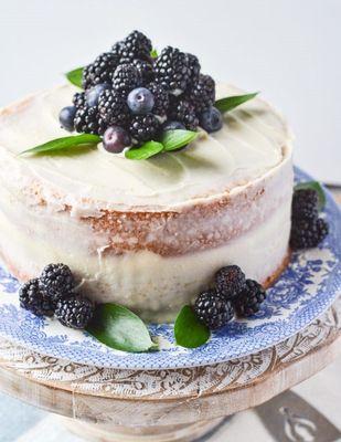 Classic Lemon &amp; Blueberry Cake from IntheMix