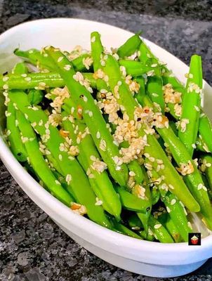 Green Beans with Sesame &amp; Garlic - Side Dish from IntheMix