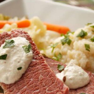 River Valley Corned Beef &amp; Mash &ndash; Ready-Made Dining Experience from IntheMix​