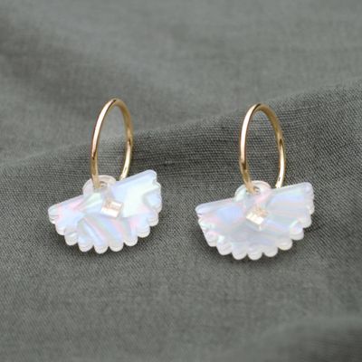 Fantail Earrings - Pearl