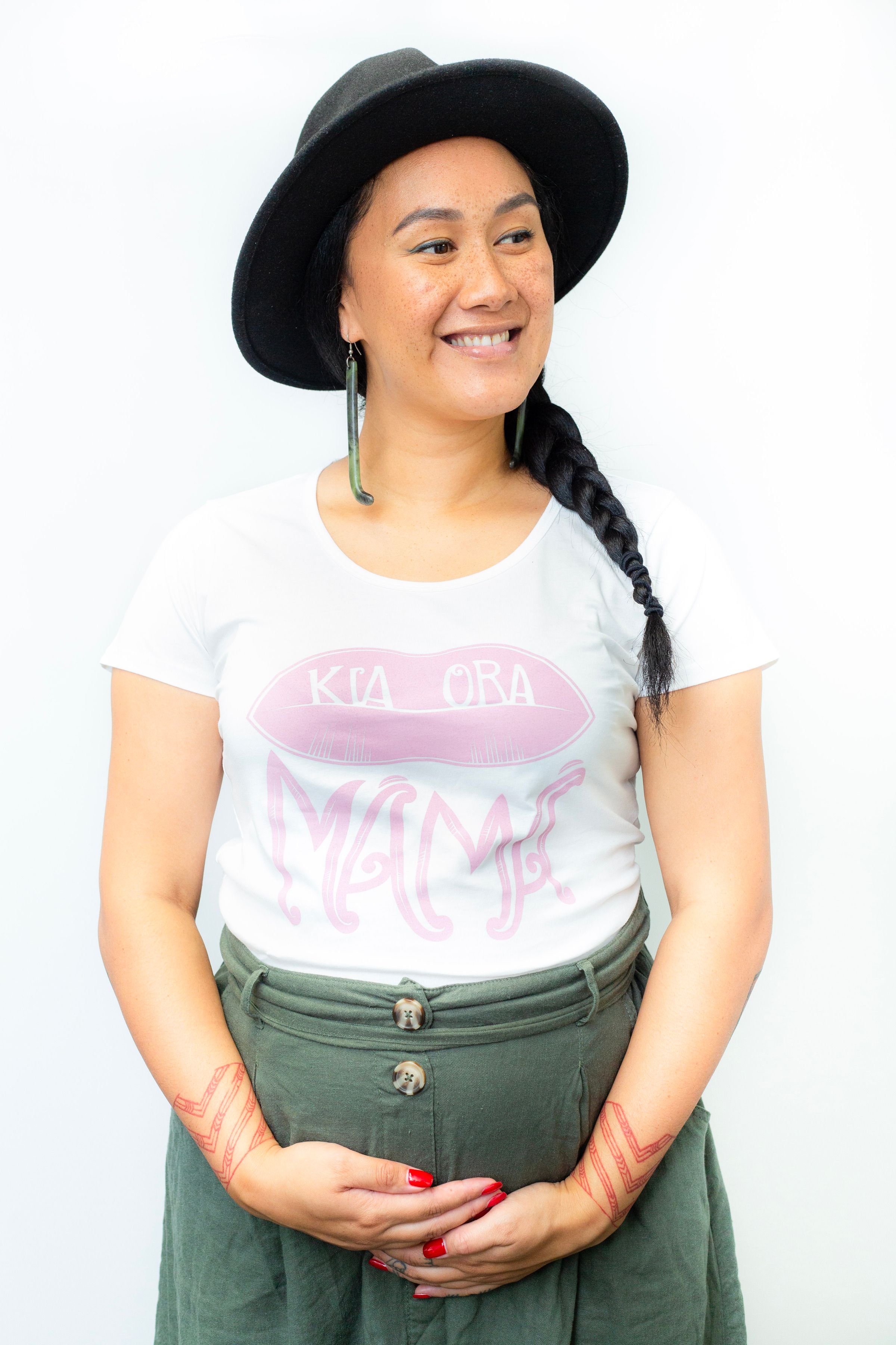 Kia Ora Māmā Adults Mali T-Shirt
