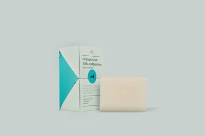 RabbitRabbit Organic Goat Milk and Jasmine Bar