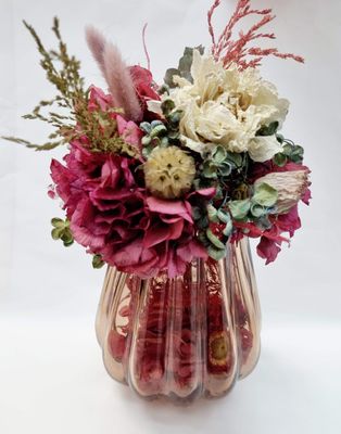 Amber Glass Vase &amp; Posy | Dried Flowers