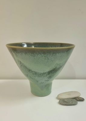 Seafoam vessel | Janine Rees-Thomas