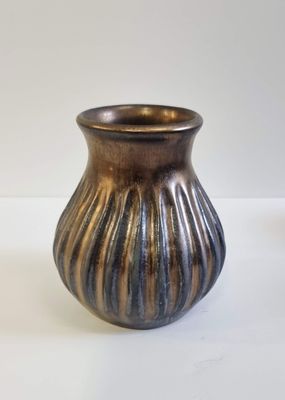 Carved Vase | Peter Black