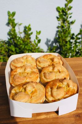 6 Pack Mince and Cheese Pies