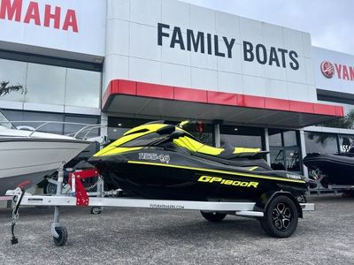 Yamaha GP1800R HO WaveRunner 2022