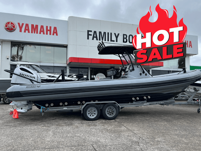 2013 Assault 850 Centre Console