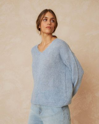 Indi &amp; Cold V-Neck Jersey - Sky Blue